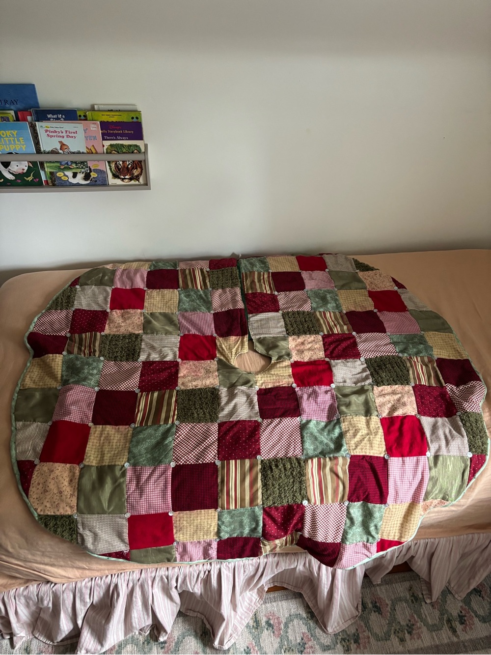 Vintage Large Patchwork Christmas Tree Skirt in Red, Green, Cream